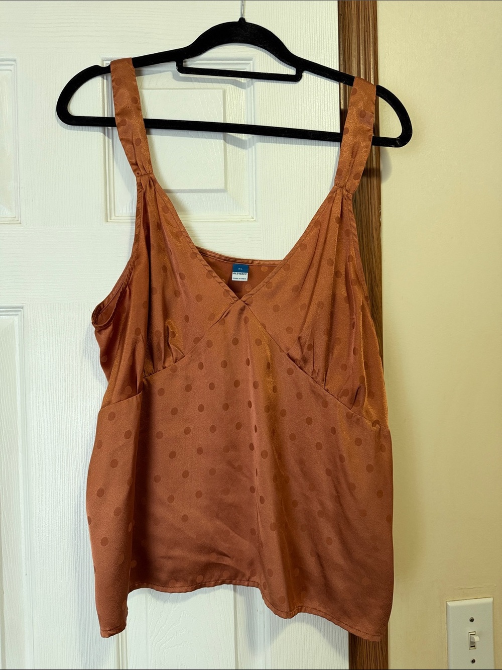 Old Navy Rust Polka Dot Satin V-Neck Tank